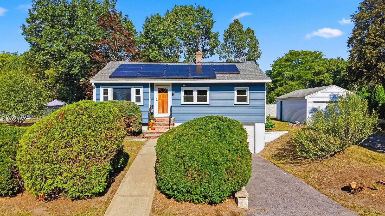 Property Photo: 44 Memorial Dr MA 01844