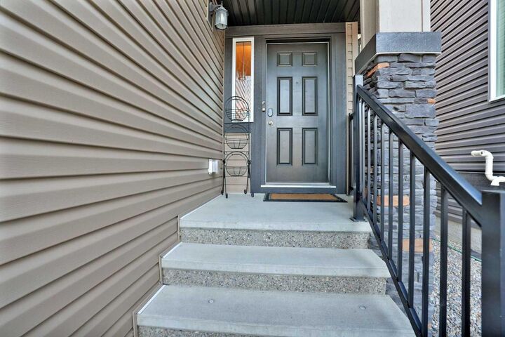 Property Photo:  132 Nolanhurst Crescent NW  AB T3R 0Z4 