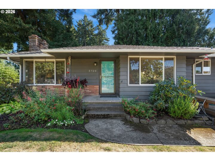 Property Photo:  5720 River St  OR 97068 