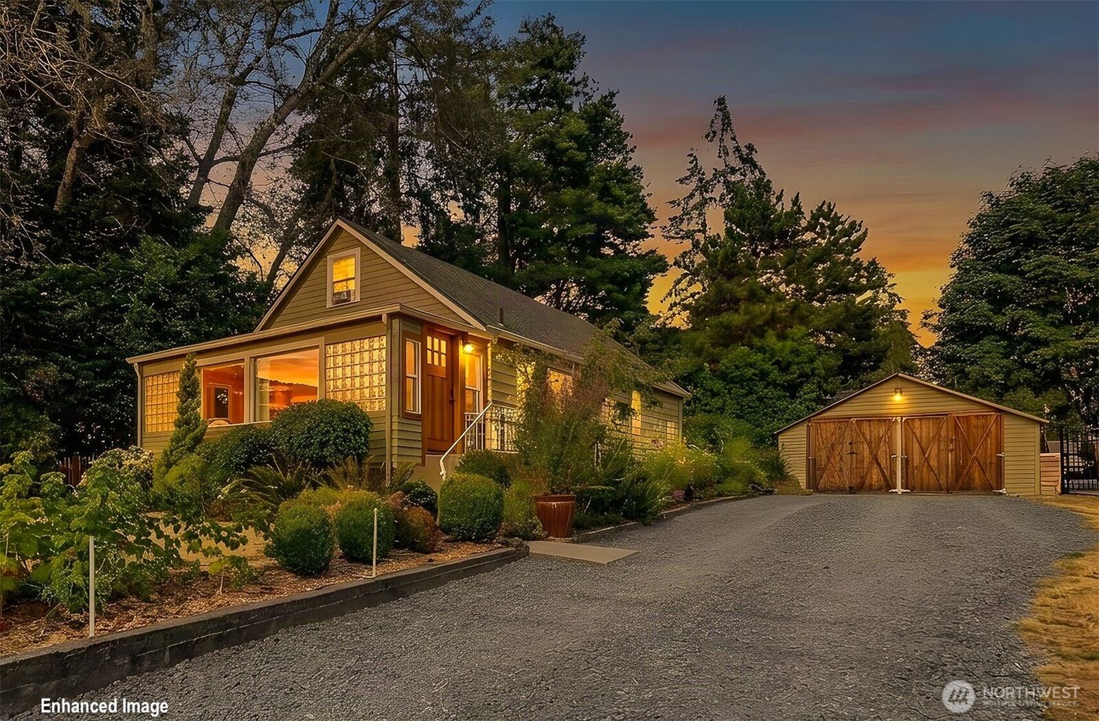 Property Photo: 19127 80th Avenue W WA 98026
