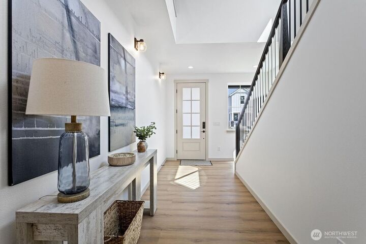 Property Photo: 1323 Ave A WA 98290