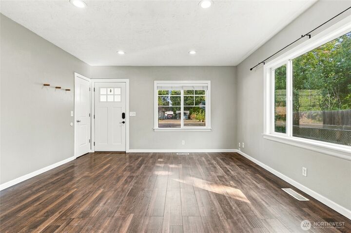 Property Photo: 520 Bryant Avenue WA 99362