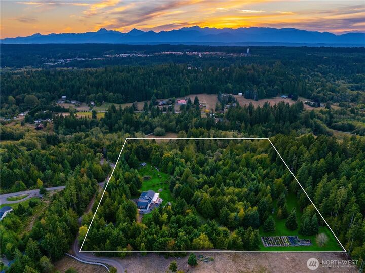 Property Photo:  1198 NE Raspberry Ridge Lane  WA 98370 