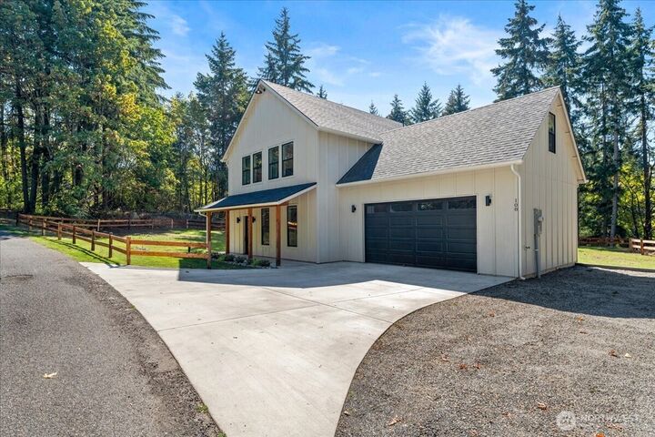 Property Photo:  108  David Dean Drive  WA 98625 