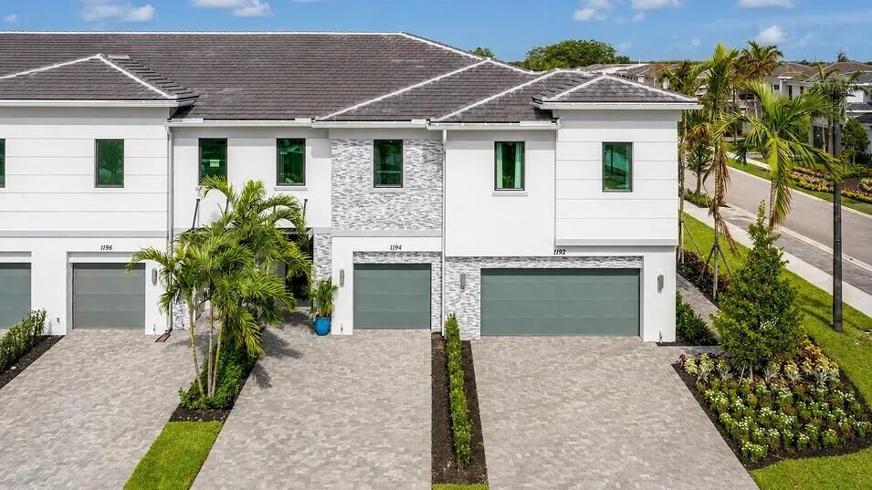 Property Photo:  1214 National Street  FL 33414 