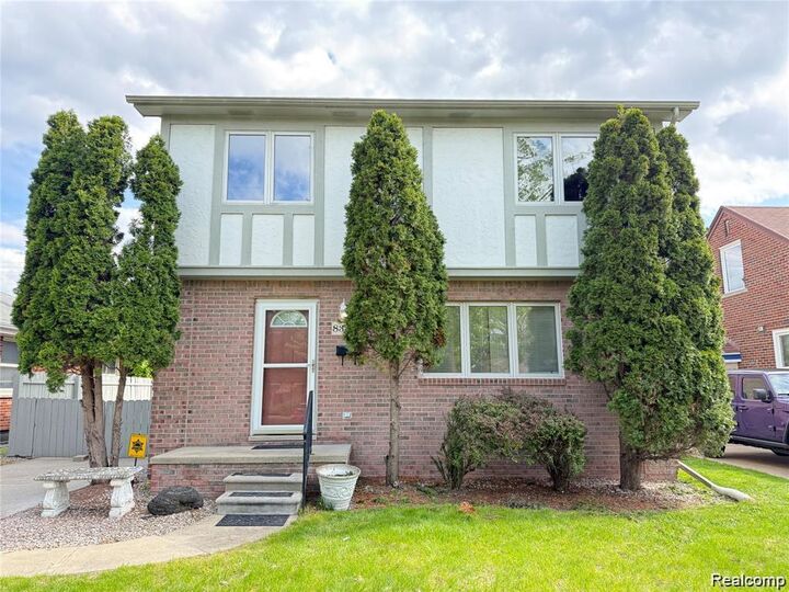 Property Photo:  8334 McKinley  MI 48015 