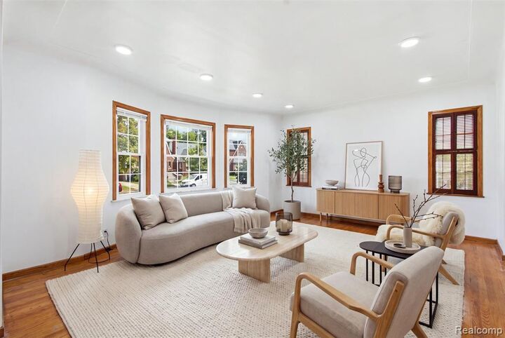 Property Photo:  17337 Kentucky Street  MI 48221 