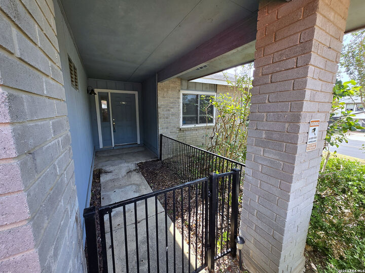 Property Photo:  5751 Wood Oak  TX 78233 