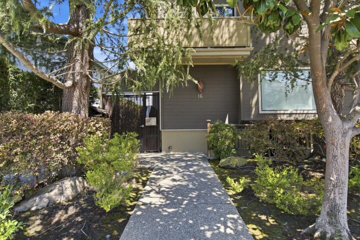Property Photo: 16 Lorton Avenue 3 CA 94010