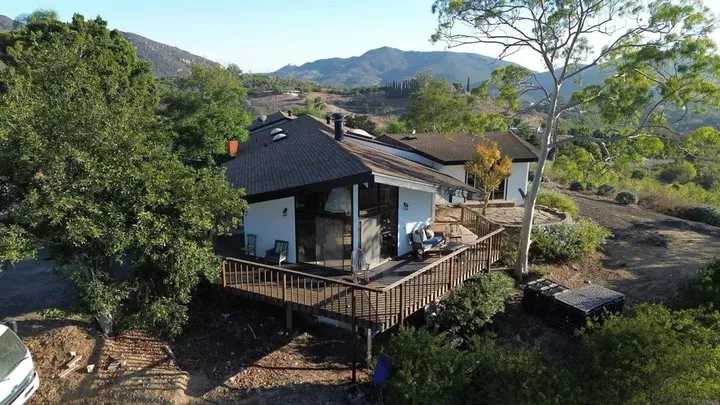Property Photo:  3730 Silverleaf Lane  CA 92084 