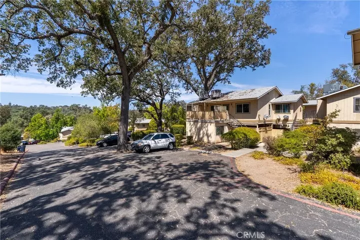 Property Photo:  5525 Capistrano  CA 93422 
