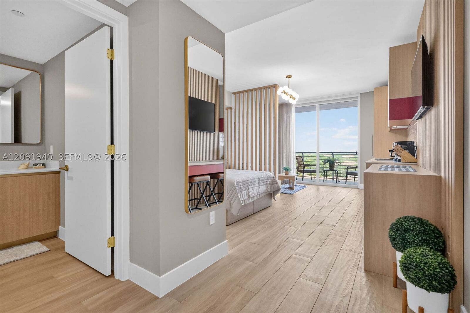Property Photo:  90 NE 32nd St 921  FL 33137 