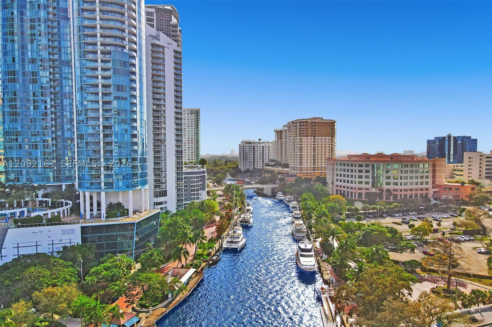 Property Photo: 333 Las Olas Way 1207 FL 33301