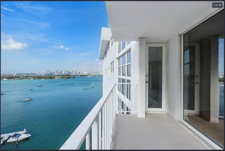 Property Photo:  1228 West Ave 1415  FL 33139 