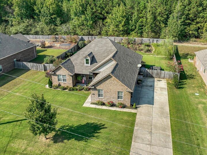 Property Photo: 1107 Flatts Trce AL 35055