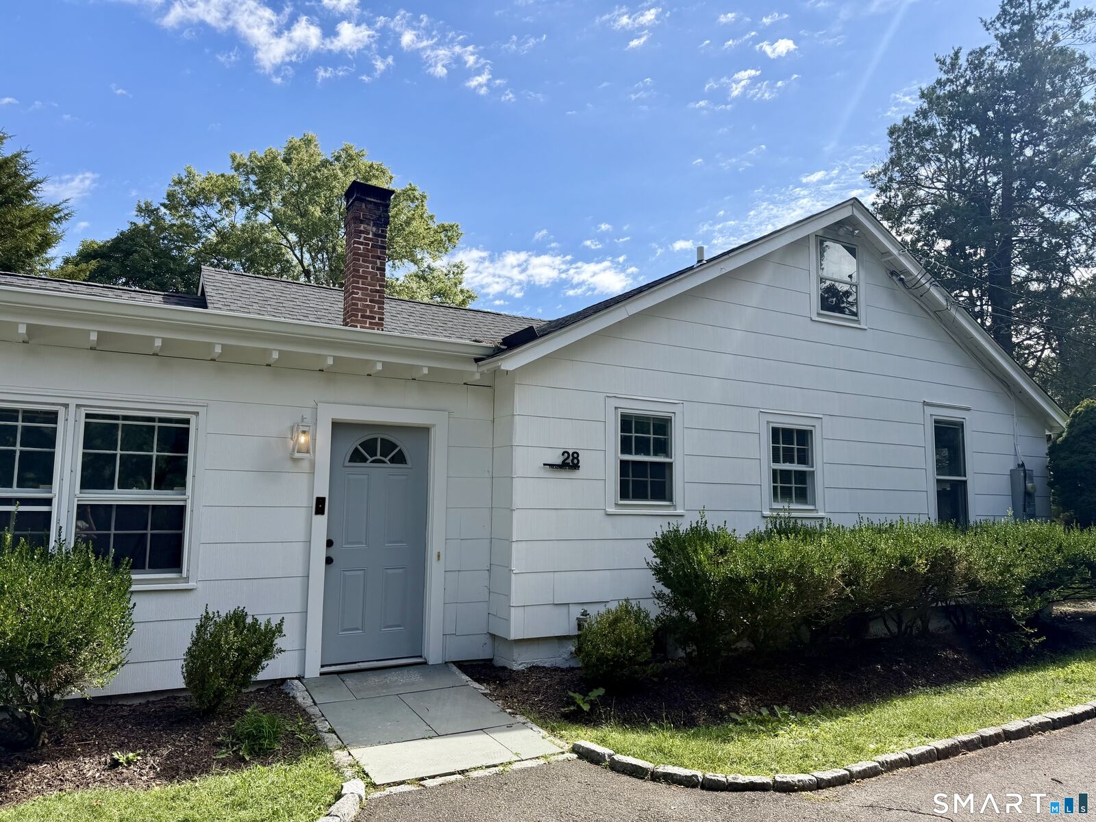 Property Photo:  28 Treadwell Avenue  CT 06880 