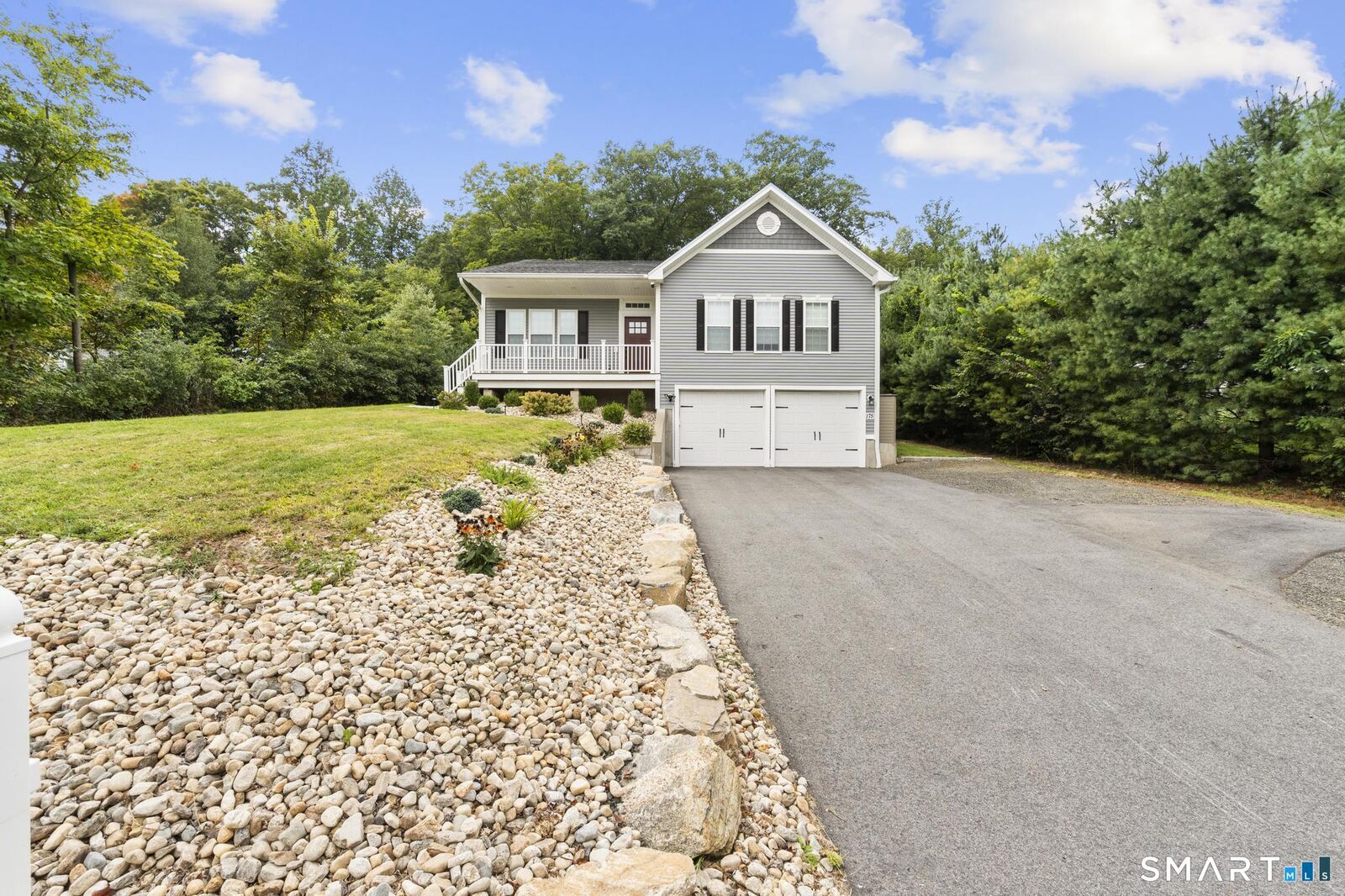 Property Photo:  175 Ridgewood Road  CT 06457 