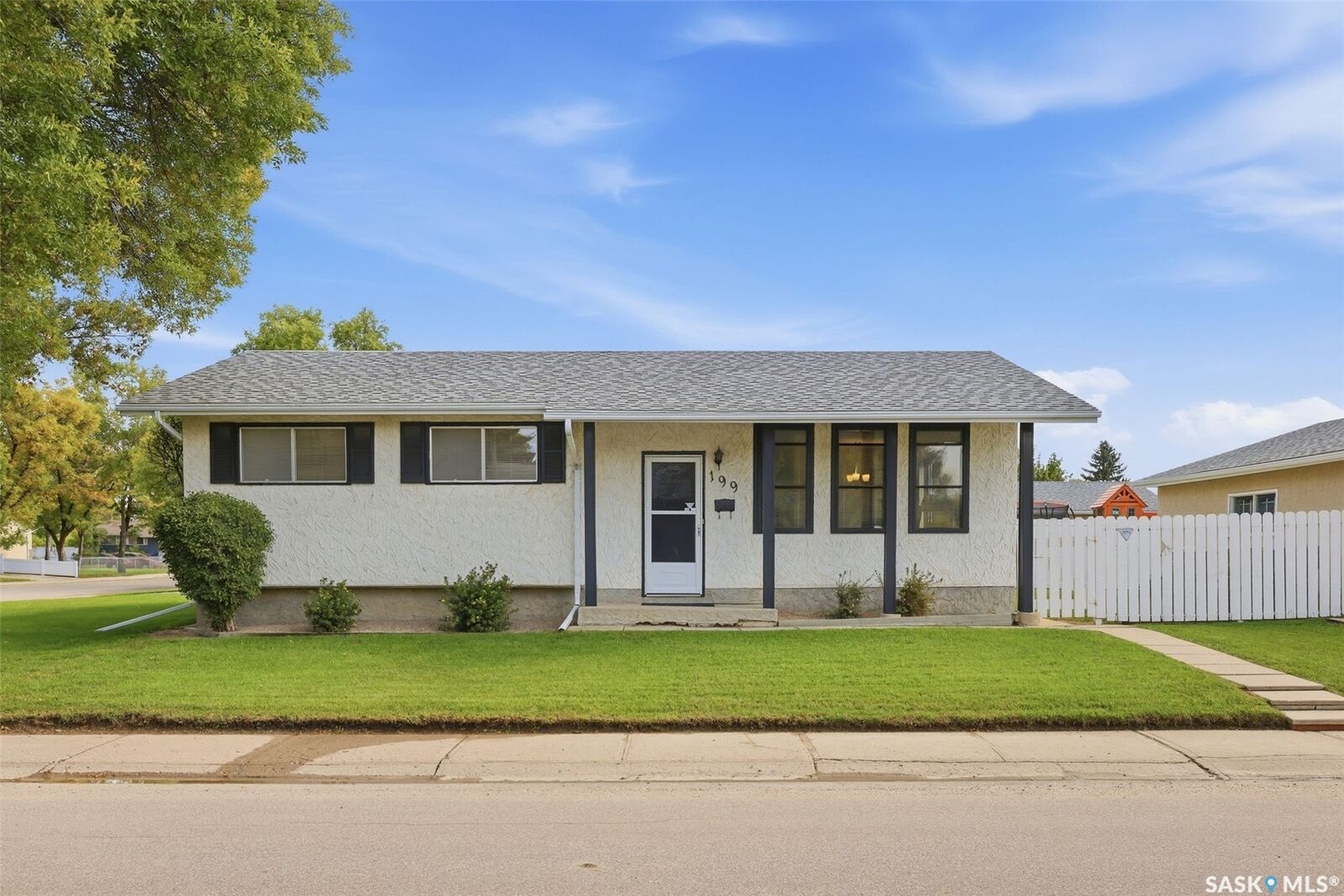 Property Photo:  199 McSherry Crescent  SK S4T 7B6 
