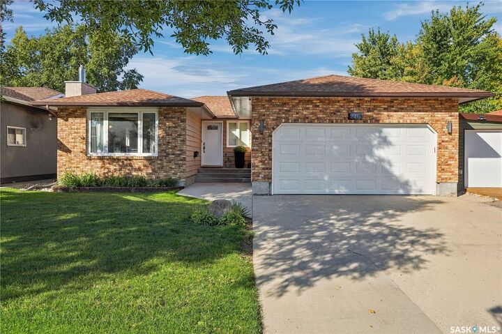 Property Photo:  246 Hansen Drive  SK S4X 2Y6 