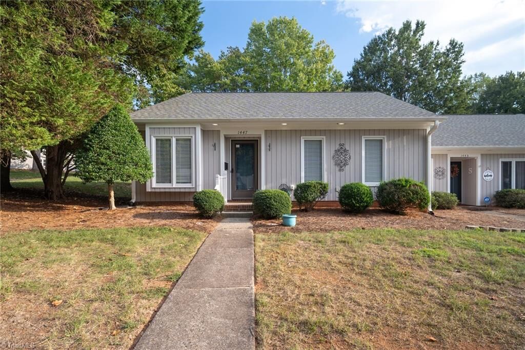 Property Photo:  1447 Grantland Place  NC 27410 