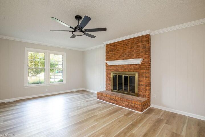 Property Photo: 4302 Oak Hollow Drive NC 27265