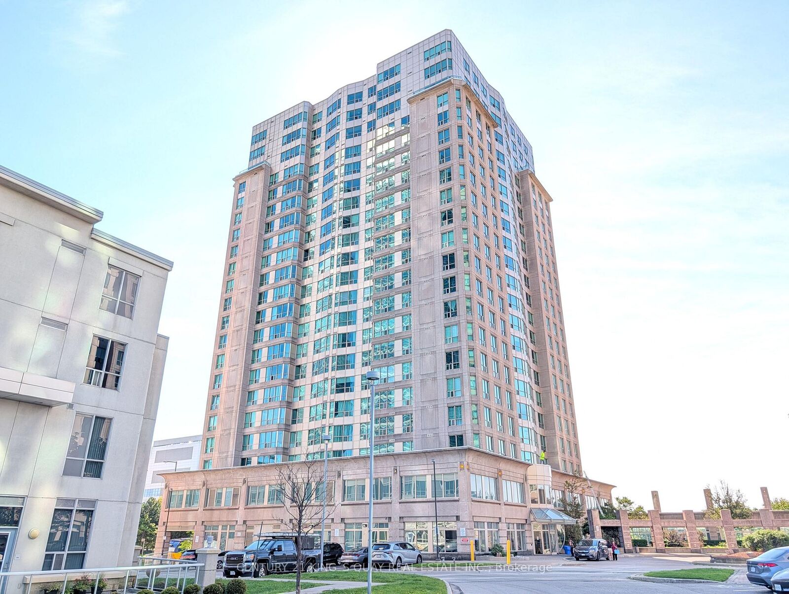 Photo de la propriété: 8 Lee Centre Drive 1701 ON M1H 3H8