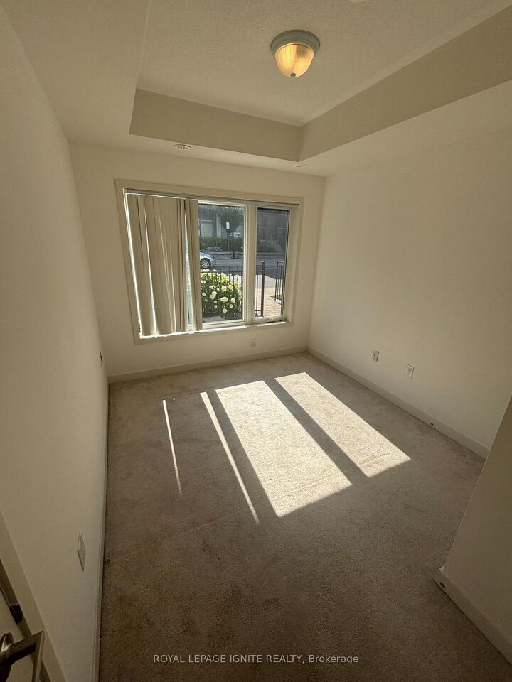 Property Photo:  60 Orchid Place Drive 16  ON M1B 0C4 