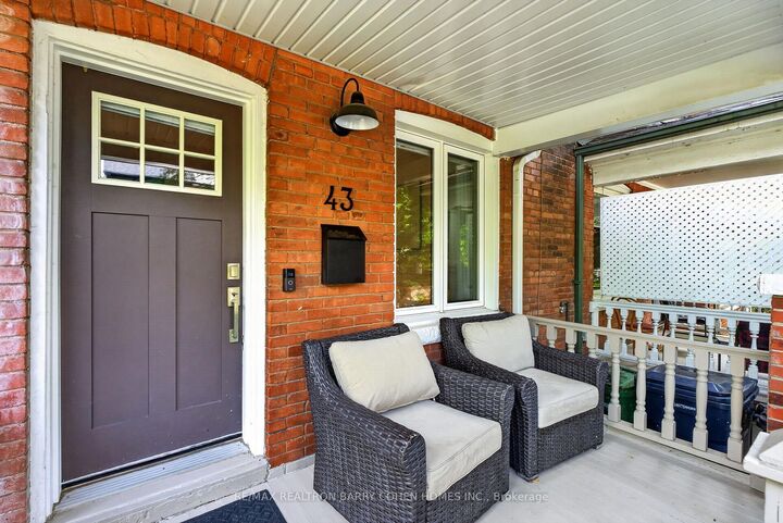 Property Photo:  43 Helena Avenue  ON M6G 2H3 