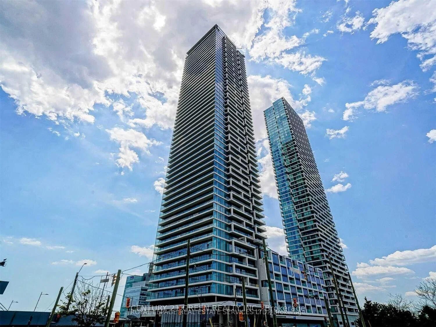 Property Photo:  950 Portage Parkway 807  ON L4K 0J7 