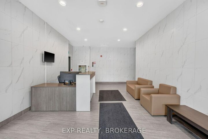 Property Photo:  652 Princess Street 326  ON K7L 1E5 