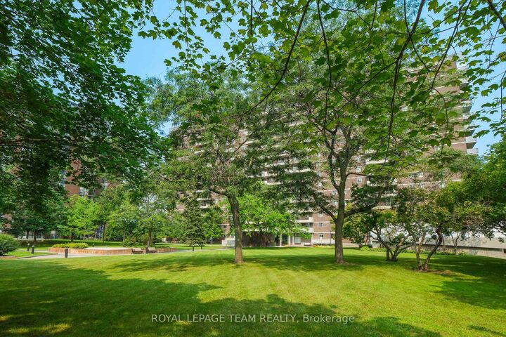 Property Photo: 1705 Playfair Drive 1001 ON K1H 8P6