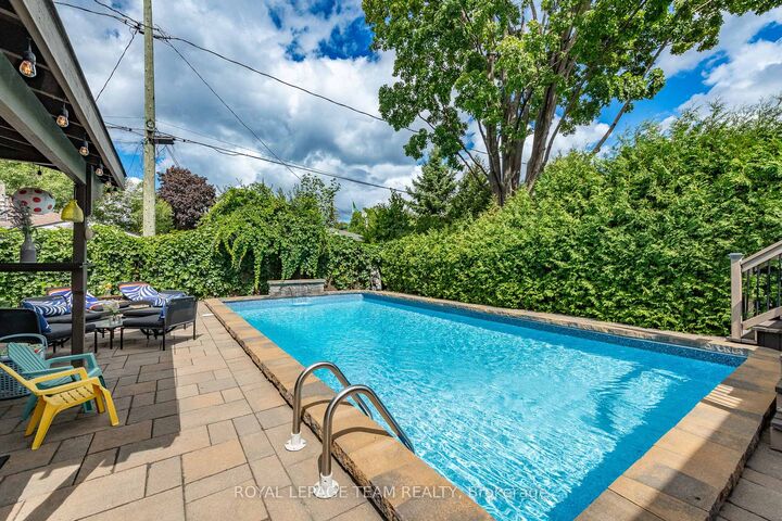 Property Photo:  2149 Dublin Avenue  ON K2C 0X7 