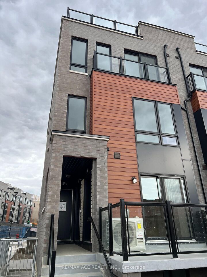 Property Photo:  245 McLevin Avenue 23  ON M1B 0E8 