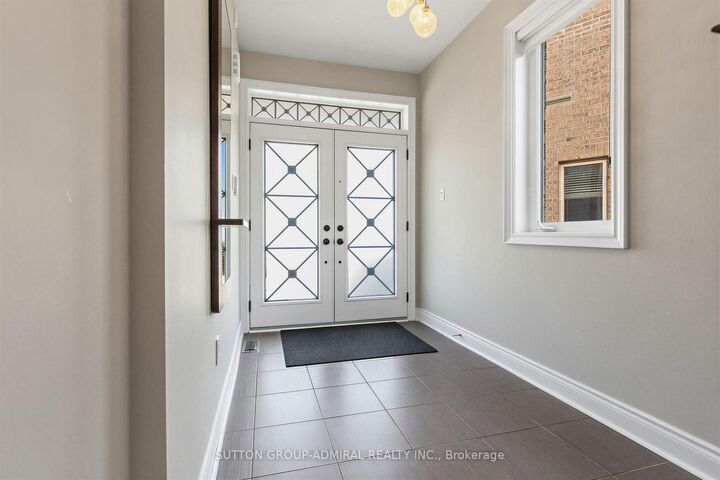 Property Photo:  67 Bristlewood Crescent  ON L4J 9K9 