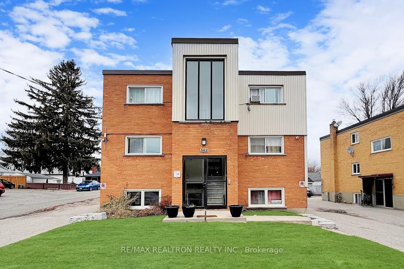 Property Photo:  362 Elgin Court 3  ON L1J 2P4 