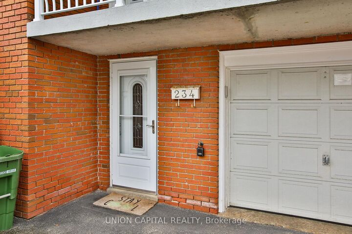 Property Photo:  234 Fairglen Avenue Basement  ON M1W 1B1 