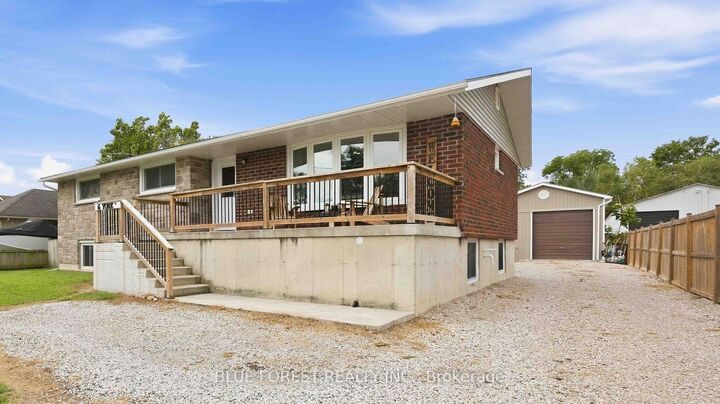 Property Photo:  6 York Street  ON N0N 1J0 