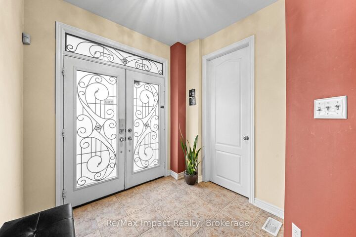 Property Photo:  1688 Finkle Drive  ON L1K 0H2 
