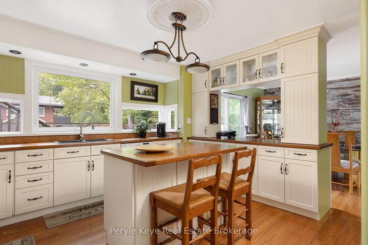 Property Photo:  37 Woodland Drive  ON P1L 1M3 