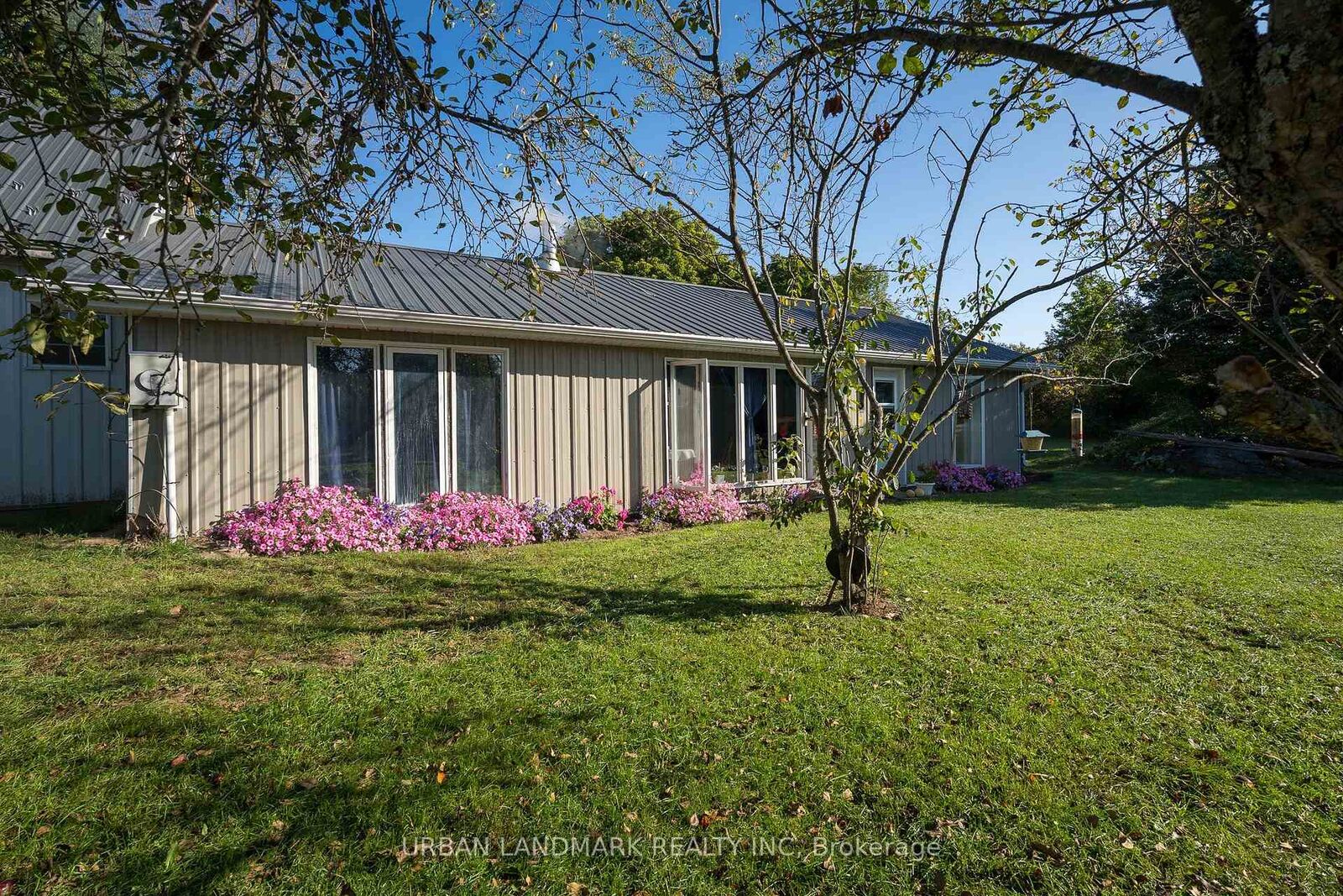Property Photo:  895 Slab Street  ON K0K 2K0 