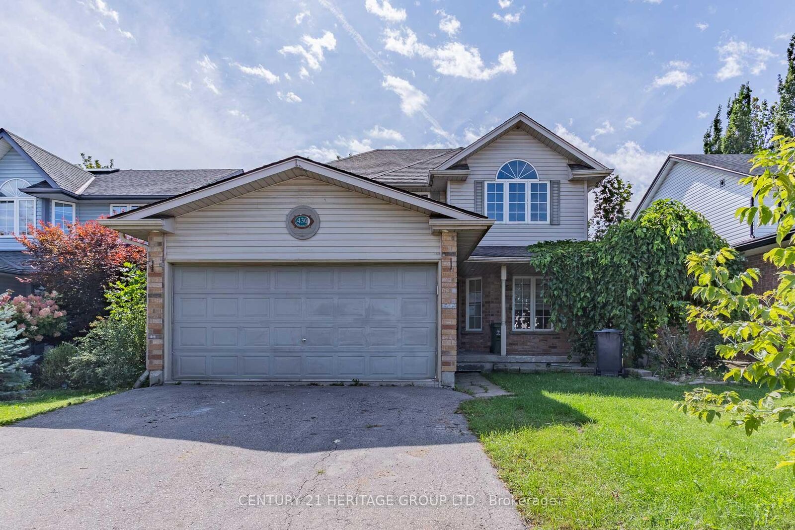 Property Photo: 430 Starwood Drive ON N1E 7A4