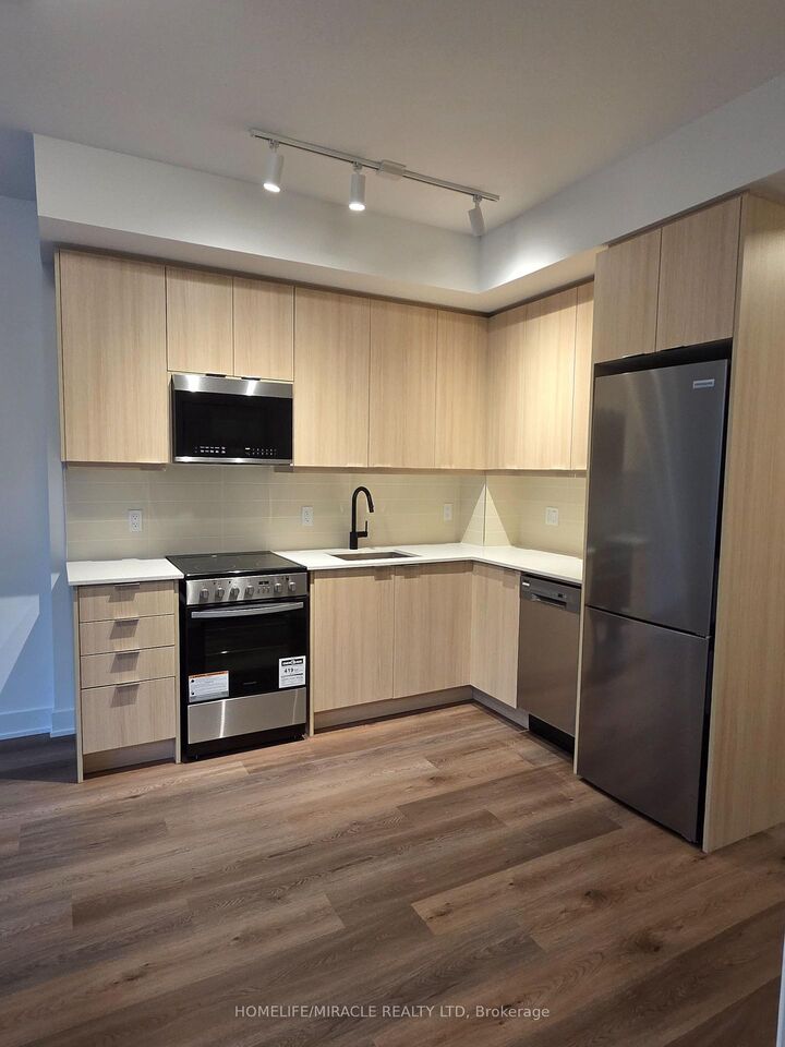 Property Photo:  115 Nipissing Road 409A  ON L9T 1R3 