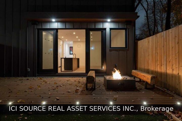 Property Photo:  60 Jones Avenue R  ON M4M 2Z8 