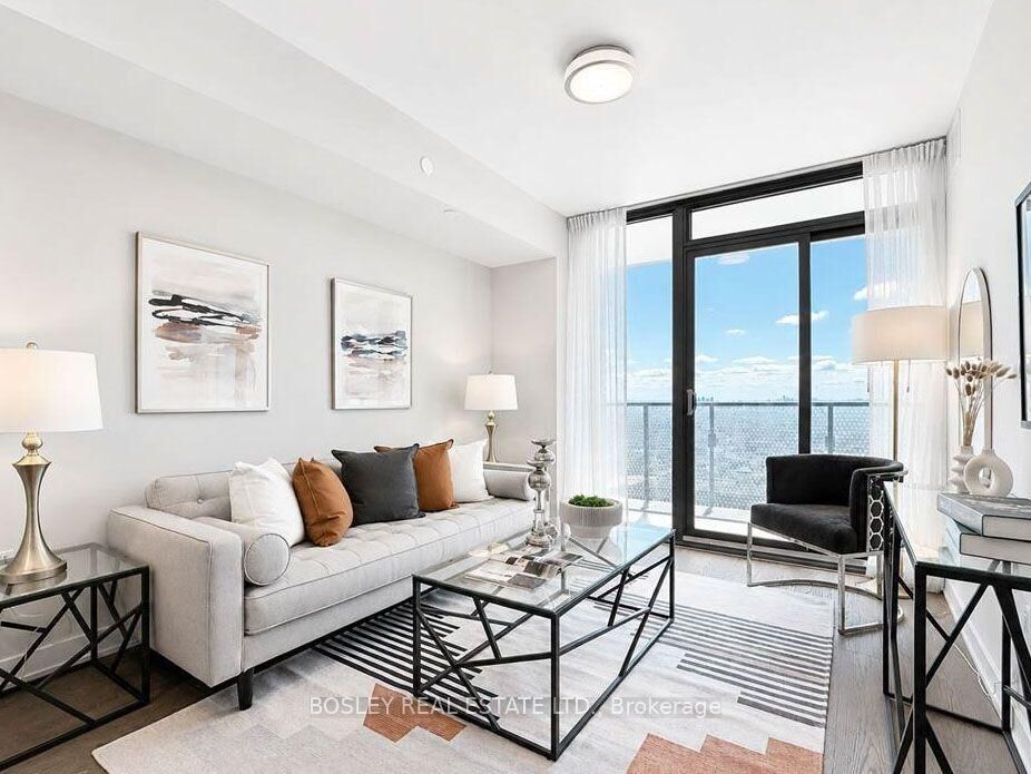 Property Photo:  11 Wellesley Street 4307  ON M4Y 0G4 