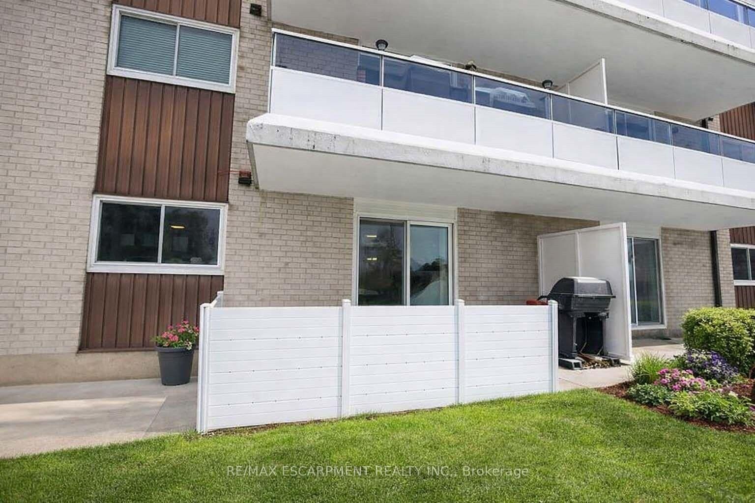 Property Photo:  71 Vanier Drive 110  ON N2C 1J4 