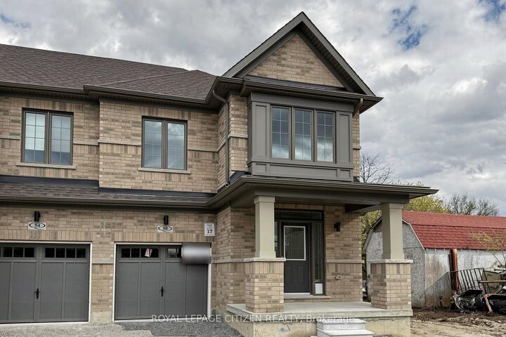 Property Photo:  50 Wakely Crescent  ON L1E 2K3 