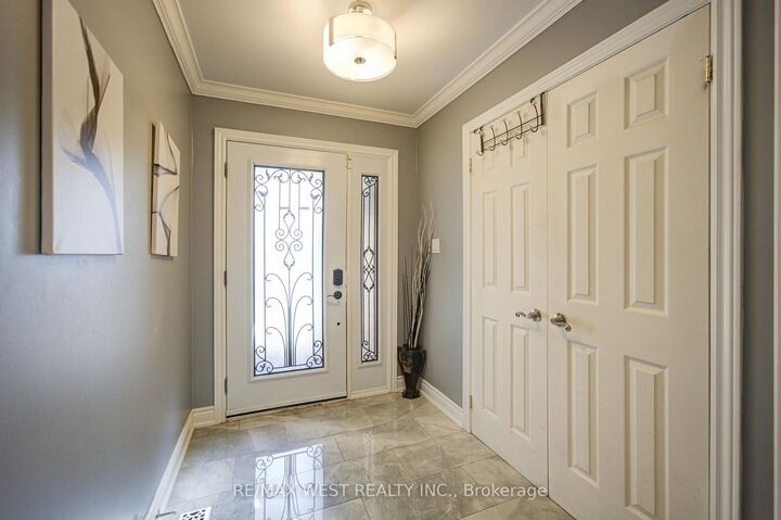 Property Photo:  114 Robert Adams Drive  ON L1E 2C5 