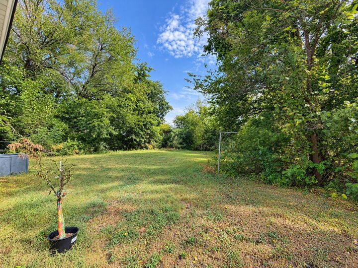 Property Photo:  1135 N Canton Avenue  OK 74115 