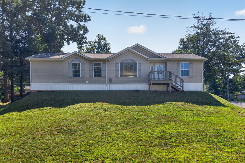 Property Photo:  18726 Clarkrange Hwy  TN 38574 