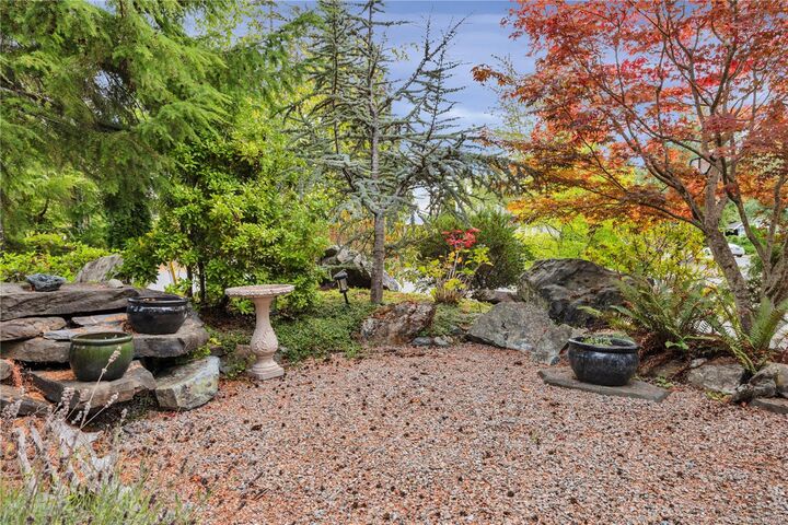 Property Photo: 901 Savary Dr BC V9K 1R7